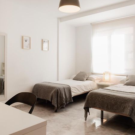 Apartamentos Fv Flats Valencia - Mestalla 9 Esterno foto